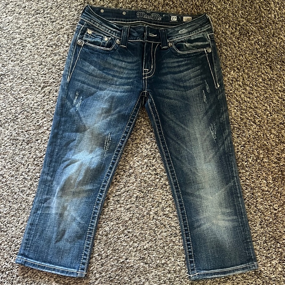 Miss Me capris size 27